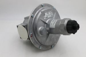 Original allemand Dongs FRS 515 1 1/2 Régulateur de pression de gaz adapté aux brûleurs à gaz et aux équipements à gaz - Product Image 3