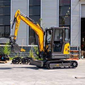 <span class=keywords><strong>Mini</strong></span>-excavatrice sur chenilles de 3500 kg avec moteur et boîte de vitesses - Garantie 1 an - Product Image 2