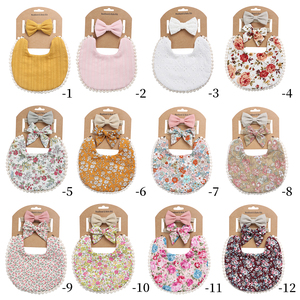 Set di 3 Bavaglini Personalizzati per Neonata, Bavaglini in Cotone Ricamato Double Face, Asciugamano Saliva per Bambini con Fiocchi - Product Image 4