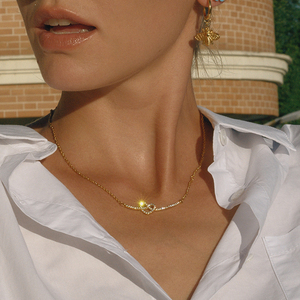 J & <span class=keywords><strong>D</strong></span> <span class=keywords><strong>Collana</strong></span> in oro 18K in acciaio inossidabile con strass bianco con cuore eterno e <span class=keywords><strong>nodo</strong></span> <span class=keywords><strong>collana</strong></span> con sorriso - Product Image 3