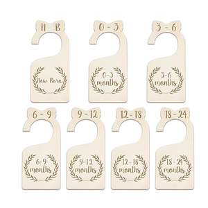 Organizzatore di vestiti in legno divisore di stoffa per bambini pietra miliare mensile di abbigliamento per ragazzi e ragazze - Product Image 1