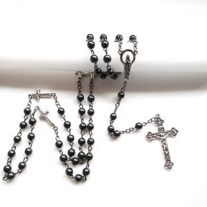 Colliers religieux en hématite avec perles de chapelet et pendentif croix, chapelets catholiques avec pendentif croix, bijoux noirs en gros - Product Image 2