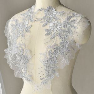 Applicazioni Toppe Ricamate <span class=keywords><strong>in</strong></span> 3D di Poliestere con Paillettes Perle e Perline su Tulle per Abiti da Sposa e Cucito - Product Image 2