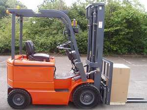 Chariot élévateur tout terrain chinois monté sur <span class=keywords><strong>tracteur</strong></span> tout terrain TC4015 élévateur à <span class=keywords><strong>fourche</strong></span> rugueux de 1,5tonne à vendre - Product Image 2