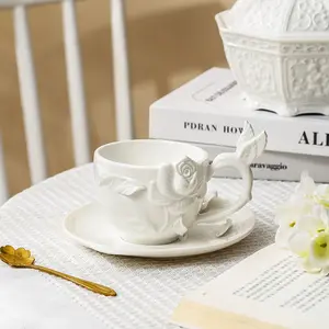 Bán buôn Châu Âu sáng tạo tách trà 3D Rose Relief điêu khắc gốm bánh trái cây tấm cà phê Tea Cup Set