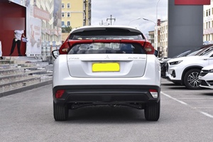 Auto Usata <span class=keywords><strong>Mitsubishi</strong></span> <span class=keywords><strong>Eclipse</strong></span> <span class=keywords><strong>Cross</strong></span> 2022 Edizione Fearless, SUV Giapponese Economico a 5 Posti per il Mercato Estero - Product Image 2