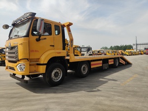 SINOTRUK HOWO NX 6x2 Three-Section <b>Flatbed</b> Wrecker <b>Truck</b> 33Ton Total Mass 25Ton Recovery Tow <b>Truck</b> - Product Image 6