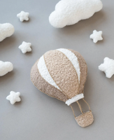 Décoration murale de chambre d'enfant en forme de montgolfière, décoration neutre pour chambre de bébé, cadeau de naissance, décoration murale suspendue faite à la main