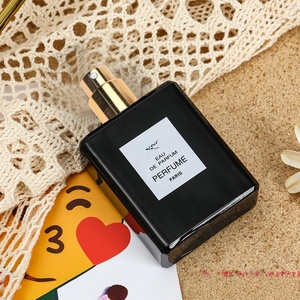 Perfume <span class=keywords><strong>de</strong></span> Alta Calidad <span class=keywords><strong>de</strong></span> Marca Privada <span class=keywords><strong>de</strong></span> Lujo, <span class=keywords><strong>Fabricantes</strong></span> <span class=keywords><strong>de</strong></span> <span class=keywords><strong>Perfumes</strong></span> con Logotipo Personalizado, Perfume en Aerosol con Logotipo Personalizado para Mujer - Product Image 4