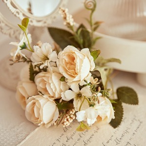 Künstliche Rosen und Pfingstrosen aus Seide mit Perlenschnur, Dekorative Formgebung & Spritzgusstechnik - Product Image 6