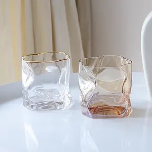 Verre à whisky de luxe torsadé à bord doré pour whisky