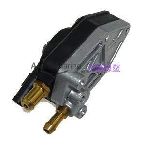 Pompes à huile marines adaptées aux moteurs hors-bord Johnson/Evinrude modèle 438559 - Product Image 1