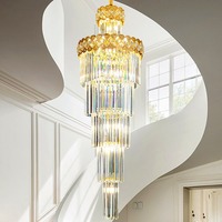 Lustre suspendu en spirale en métal et cristal LED grand format pour hall d'hôtel, villa, style moderne et luxueux, longue suspension dorée pour escalier et salon