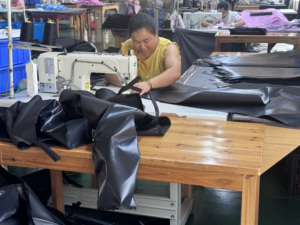 SANQIANG Elevated <strong>Dog</strong> <strong>Bed</strong> for Large <strong>Dogs</strong>, Portable Raised <strong>Dog</strong> Cot with Washable Pillow - Product Image 3
