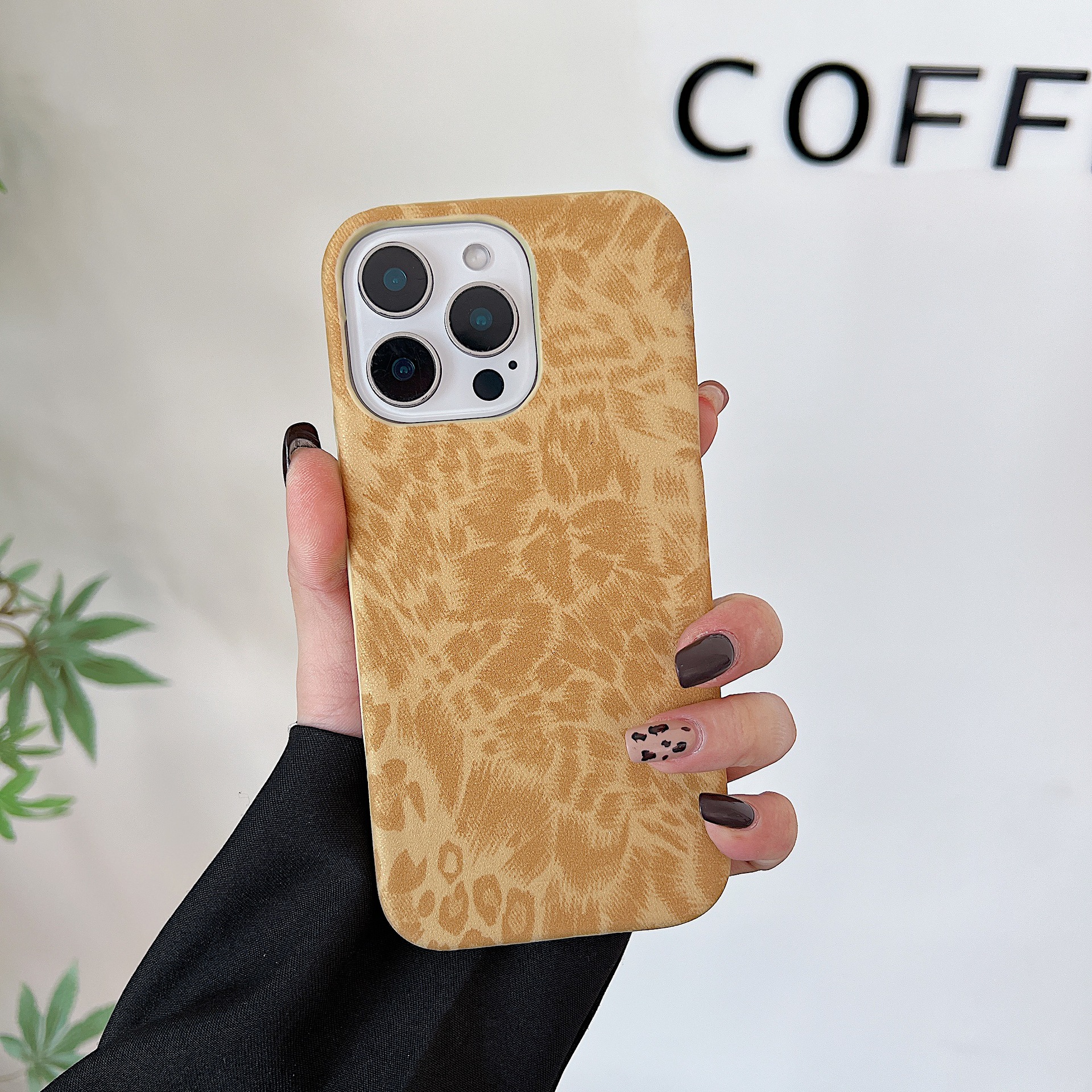 สีเหลือง