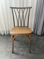 Chaise en résine imitation bois de chêne et saule pour événements, mariages, réceptions, hôtels et jardins - Vente en gros