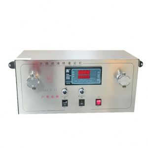 GLF--II <span class=keywords><strong>2</strong></span> cabezas de jugo de fruta de máquina semiautomática de llenado de líquido - Product Image 3