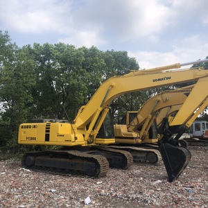 รถขุดไฮดรอลิกแบบตีนตะขาบ Komatsu PC220-8 มือสอง ประสิทธิภาพสูง ราคาประหยัด นำเข้าจากญี่ปุ่นแท้ สำหรับงานก่อสร้าง - Product Image 3