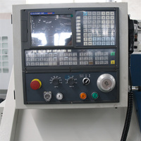 Ahorra Espacio |   Eje de Rotación Continua |   Portaherramientas Eléctrico de 4 Estaciones |   Construcción de Cama Rígida |   Mini Torno CNC CK6132/500
