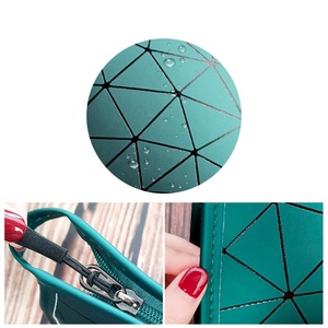 Boshiho Customized Diamond-shaped Makeup Handbag Travel Carrying <b>Toiletry</b> <b>Bag</b> <b>Large</b> Capacity Cosmetic Storage <b>Bag</b> - Product Image 3