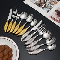 Hochzeitsfeier Feder-Keramikgriff Edelstahl-Besteck Dessert-Eiscreme-Löffel Gabel Messer Set Silberbesteck