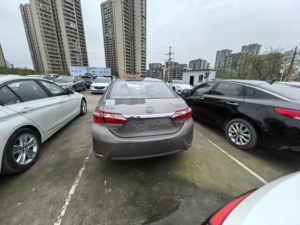 โตโยต้า โคโรลล่า ปี 2014 เครื่องยนต์ 1.6 ลิตร เกียร์ CVT รุ่น GL-i เบาะหนัง - รถเก๋งมือสองที่เชื่อถือได้ ประหยัดน้ำมัน เหมาะสำหรับครอบครัวและการเดินทางประจำวัน - Product Image 4