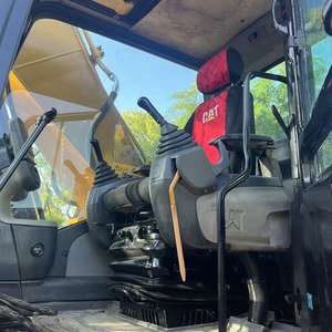 Offre Spéciale Caterpillar a utilisé l'excavatrice sur chenilles 320D2 avec 20t de haute qualité le Japon a importé la pelle 320D d'occasion dans la cour à vendre - Product Image 6