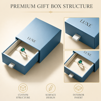 Coffret cadeau à bijoux en carton rigide mat avec logo personnalisé avec doublure en mousse noire et tiroir coulissant pour colliers