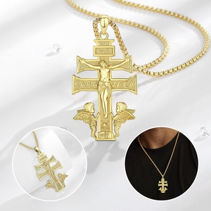 <span class=keywords><strong>Venta</strong></span> caliente de alta calidad, <span class=keywords><strong>precio</strong></span> al por mayor competitivo, joyería chapada en <span class=keywords><strong>oro</strong></span> de 18 quilates, collar con colgante de Cruz de Caravaca para hombres - Product Image 3