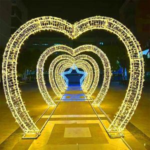 Luci LED Decorative Personalizzate a Forma di Cuore per Parchi, Strade e Piazze, Illuminazione Paesaggistica a Tema Amore per Esterni - Product Image 2