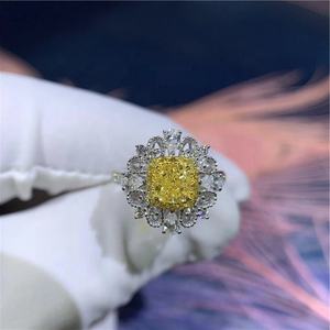 Di modo Classico 1.01ct <span class=keywords><strong>FY</strong></span>/VVS2 Giallo Anello di Diamanti Per Le Donne - Product Image 3