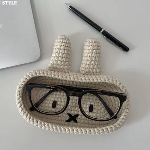 Kit <span class=keywords><strong>de</strong></span> Matériaux DIY en Fil <span class=keywords><strong>de</strong></span> Coton Fait Main pour Crochet et Tissage – Boîte <span class=keywords><strong>de</strong></span> <span class=keywords><strong>Rangement</strong></span> pour Lunettes Lapin Ours – Cadeau pour Couple - Product Image 2