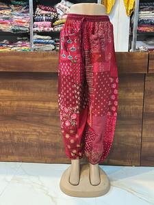 กางเกงฮาเร็มเย็บปะติดกางเกงทรงหลวมขนาดฟรีไซส์และใส่สบายเพื่อให้พอดีกับซัพพลายเออร์จากอินเดีย - Product Image 2
