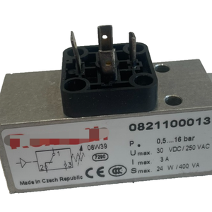 Nouveaux produits d'automatisation d'origine bon marché 0-821-100-013, contrôleur logique programmable PLC - Product Image 1