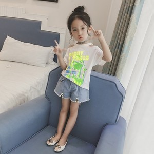 Nouveaux T-shirts pour filles au design tendance, style urbain, sans bretelles, fabriqués en Italie, en coton - Product Image 3