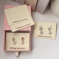 Cartes de présentation de bijoux personnalisées de haute qualité avec des motifs mignons et un logo imprimé pour les boucles d'oreilles, les bagues, les colliers, les emballages