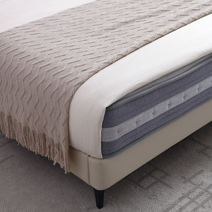 <span class=keywords><strong>Lit</strong></span> intelligent minimaliste en cuir pleine fleur avec supports à <span class=keywords><strong>lattes</strong></span> réglables, cadre en acier et bois assemblé, capacité 450 kg, silencieux et confortable pour - Product Image 2