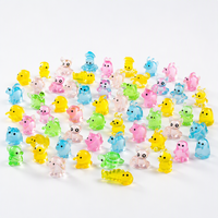 132 styles aléatoires, 200 mini-animaux en résine lumineux, figurines miniatures qui brillent dans le noir à dissimuler pour garnir les sacs