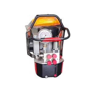 ปั๊มไฮดรอลิกคุณภาพสูง BOLTORQ LP3-2 กำลังไฟ 1.1 กิโลวัตต์ 220 โวลต์/50 เฮิรตซ์ โครงสร้างอะลูมิเนียม 700 บาร์ ปั๊มไฮดรอลิก LP3-2 คุณภาพสูง - Product Image 2