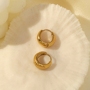 Cuff Earrings Gold Plated Zinc Alloy Geometric Design For Women Fashion Jewelry - Product Image 3