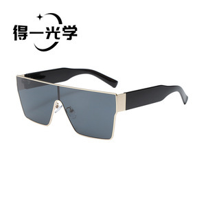 Square Oversized <b>Sunglasses</b> UV400 PC Frame Unisex Fashion Style - Product Image 2