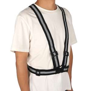 เสื้อกั๊กสะท้อนแสงสีเขียวแบบมองเห็นได้ชัดเจน ANSI Class 1 กันน้ำ สายรัดปรับได้ สำหรับวิ่ง ปั่นจักรยาน ทำงานกลางคืน เพื่อความปลอดภัย - Product Image 2