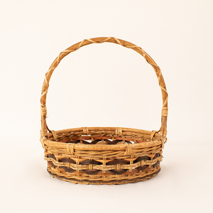 Wholesale <strong>Empty</strong> <strong>Cheap</strong> Hand Woven <strong>Hamper</strong> Gift Wicker Gift <strong>Hamper</strong> <strong>Basket</strong> for Gifts Storage - Product Image 4