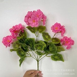 ช่อดอกเจอเรเนียมประดิษฐ์สีแดงจาก Meiduo Flower Industry กลีบดอกฝ้าย ก้านเดี่ยว สำหรับตกแต่งโต๊ะ - Product Image 3