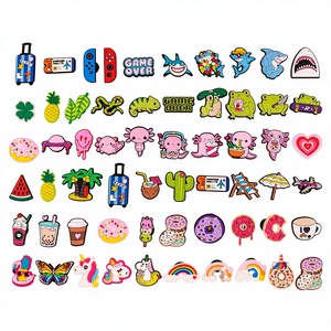 Tendencia 2026: Dijes de PVC de dibujos animados para <span class=keywords><strong>zuecos</strong></span>, venta al por mayor de dijes de goma para <span class=keywords><strong>zuecos</strong></span>, decoración para sandalias de hombre, mujer y niños. - Product Image 2