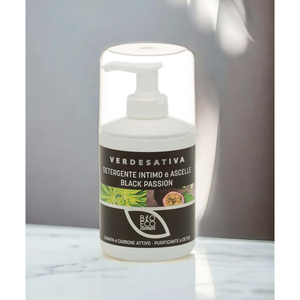 Verdesativa Black Passion Detergente Intimo e Ascellare 1lt Liquido Erboristico Ecologico Unisex Per Adulti - Product Image 1