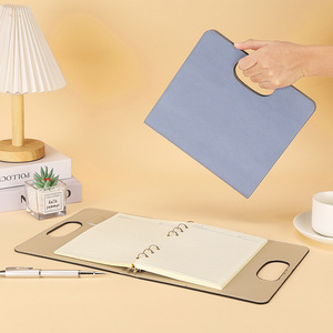 Libreta de Imitación de Cuero de Mano, Carpeta Personalizable con Hojas Sueltas, Bloc de Notas con Ranura para Tarjetas Desmontable, Libreta de Registro para Reuniones de Negocios y Oficina - Product Image 3