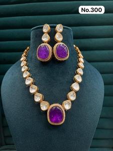 Ensemble collier et boucles d'oreilles exclusifs en zircon et pierres, bijoux tendance pour femme, idéal pour les mariages - Product Image 1