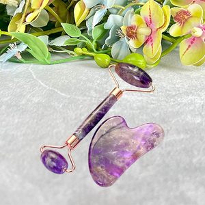 Custom Anti Aging pink Rose Natural Green Facial Jade Roller Heart Shaped Gua Sha With Jade Roller Set - Product Image 6