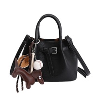 Tas Wanita Warna Solid 5 Warna Mini Fortune, Tas Selempang PU dengan Gantungan Anjing Lucu Gaya Vintage Eropa Amerika